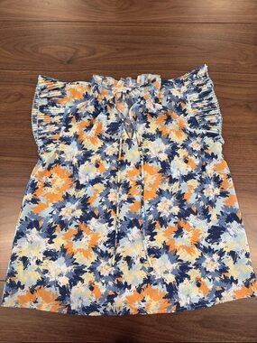 Voy Shirt Floral Ruffle-Sleeve Shirt in Navy, Orange & White